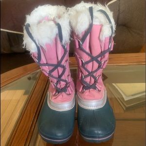 Lil girl winters boots